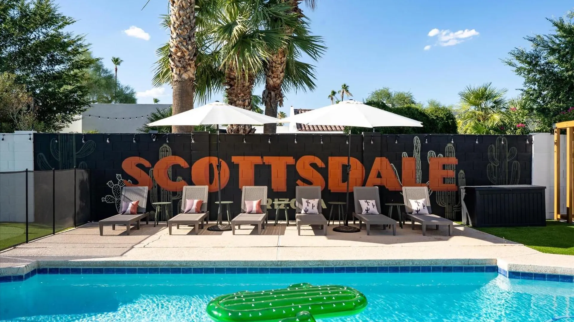 Casa vacanze Pickleball Court~ Hot Tub & Pool~ Mini Golf~Games Phoenix